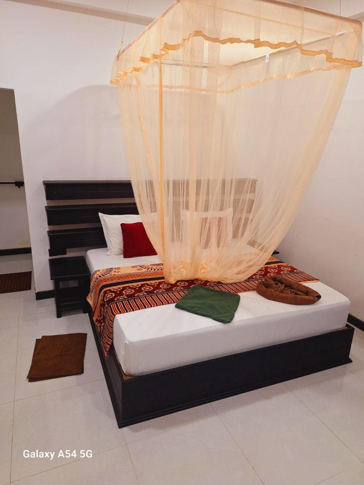 Ella Odyssey Inn Εξωτερικό φωτογραφία